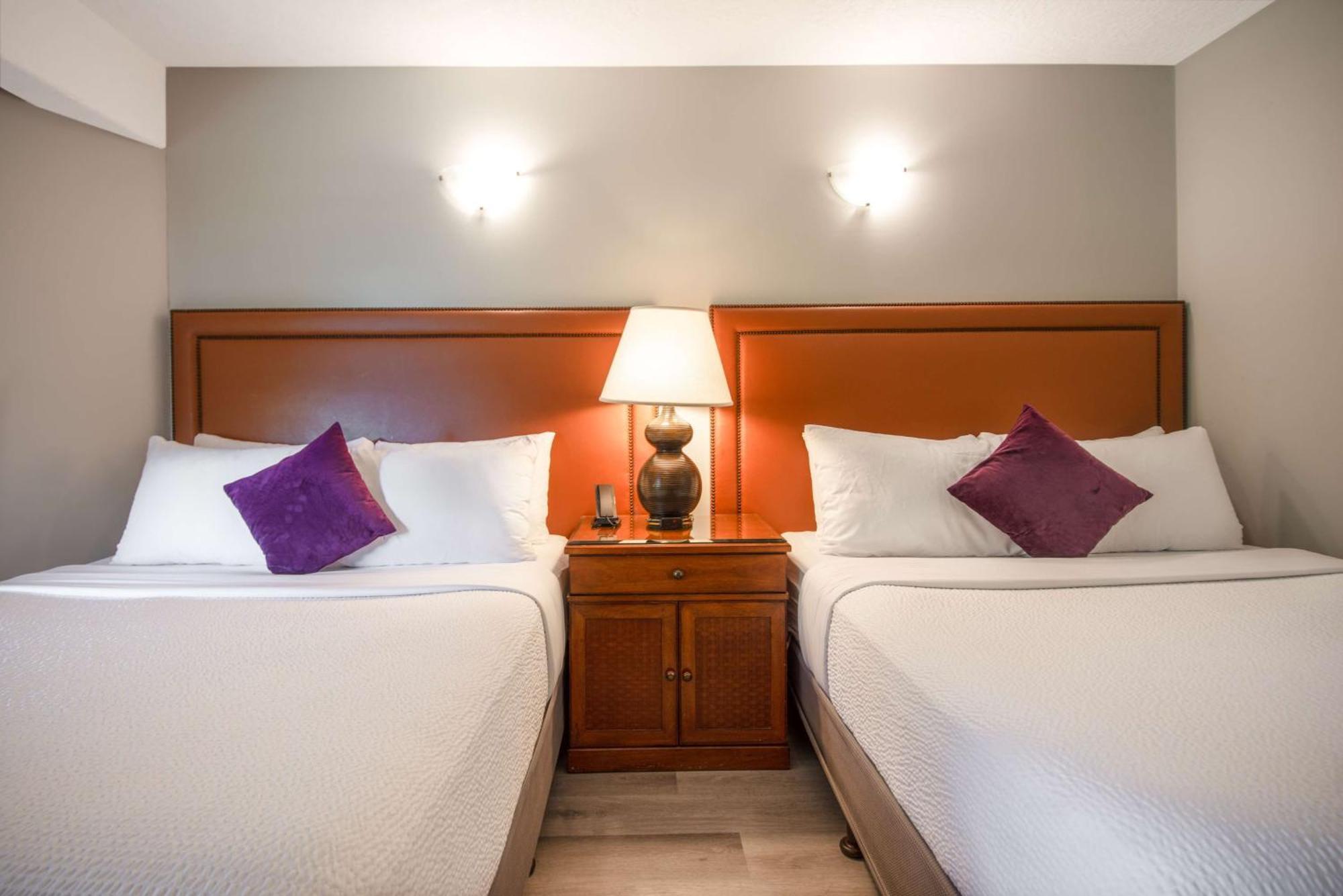 Coast Parksville Hotel ภายนอก รูปภาพ
