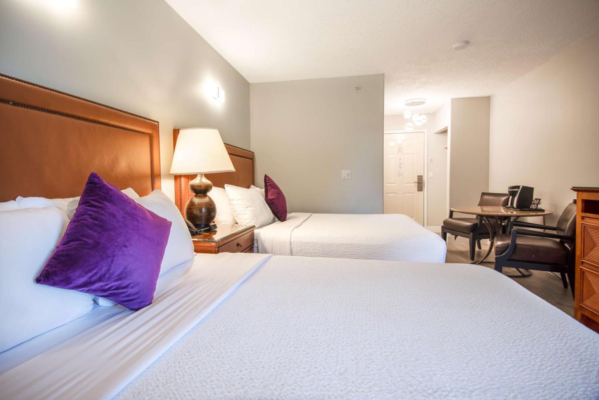 Coast Parksville Hotel ภายนอก รูปภาพ