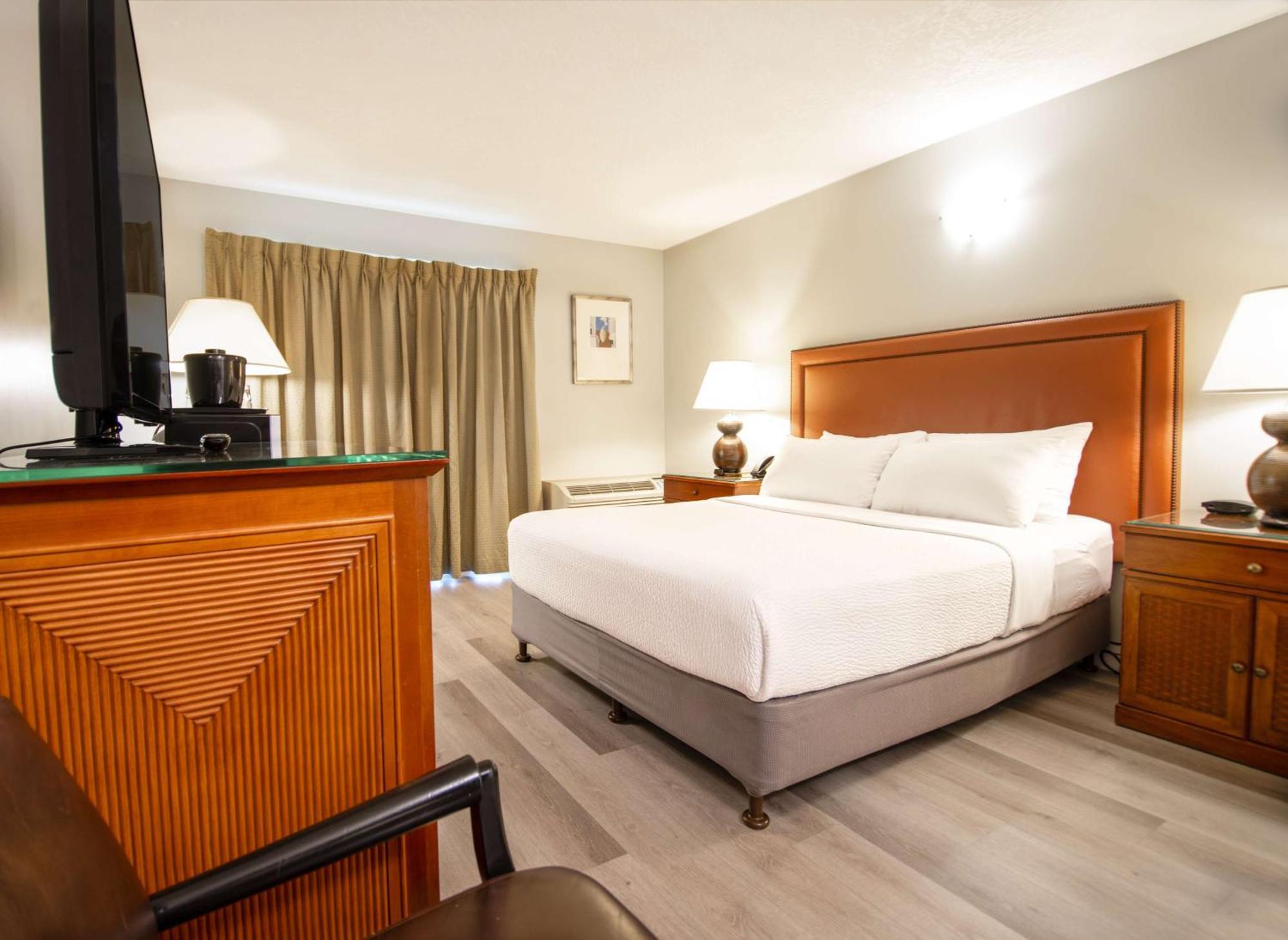 Coast Parksville Hotel ภายนอก รูปภาพ