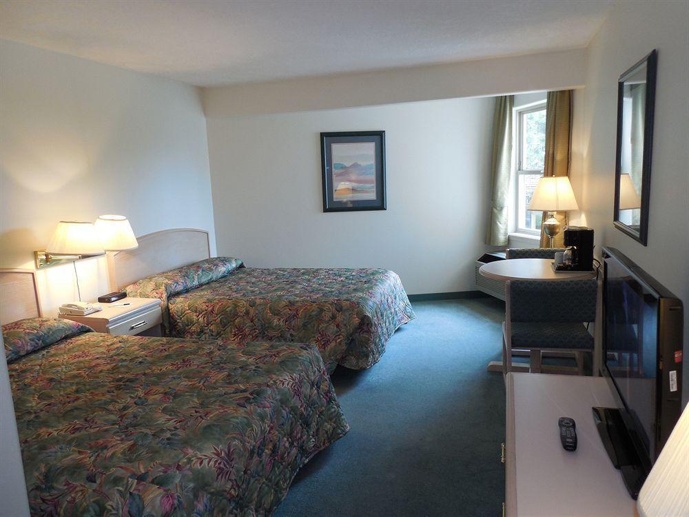 Coast Parksville Hotel ภายนอก รูปภาพ